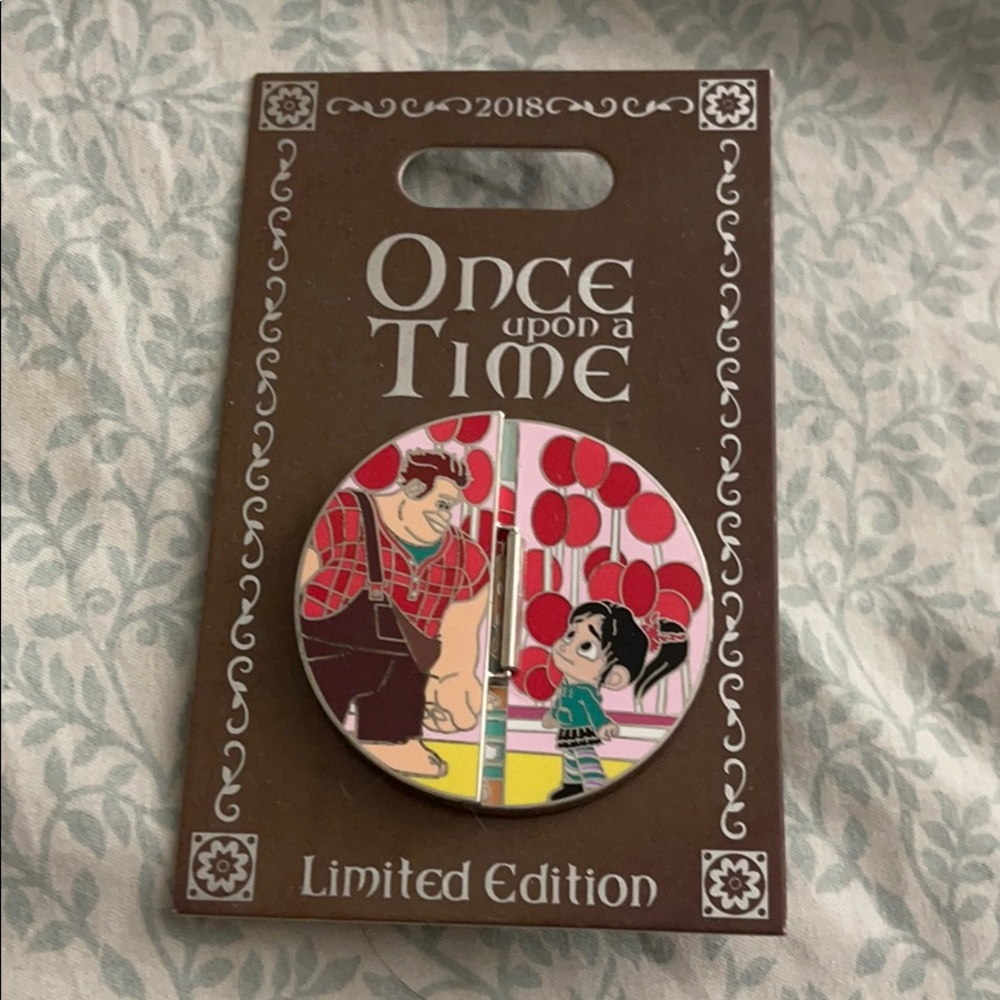 Wreck it Ralph limited edition Disney pin